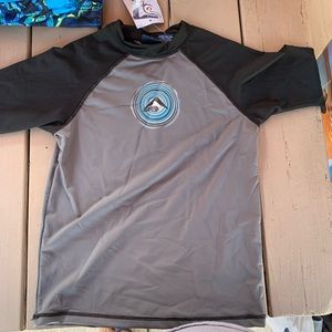 Kids rash guard